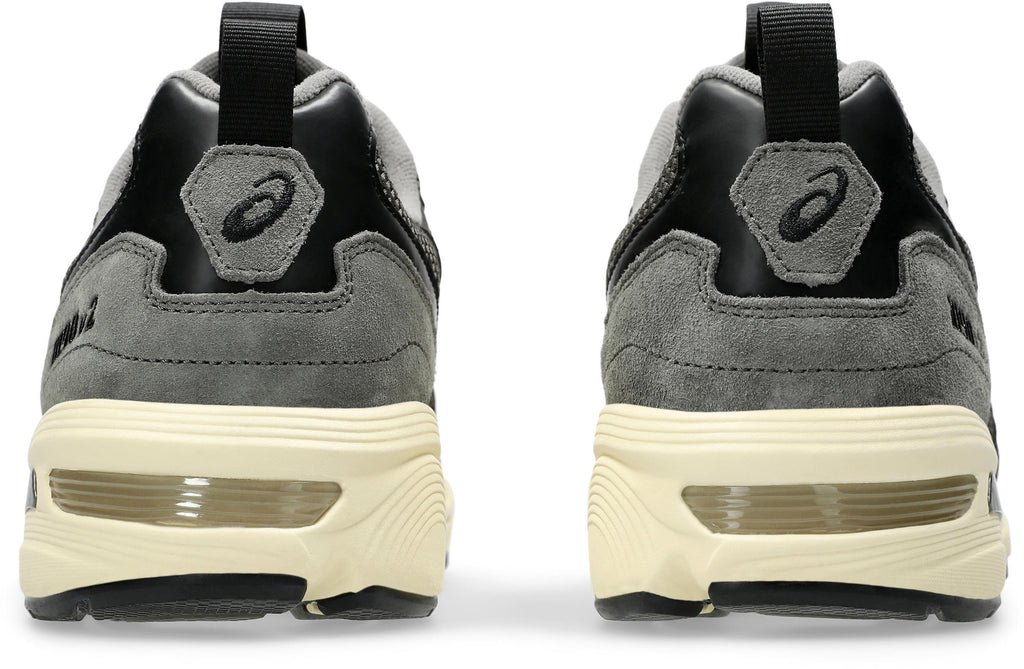 GEL-1090v2 sneakers