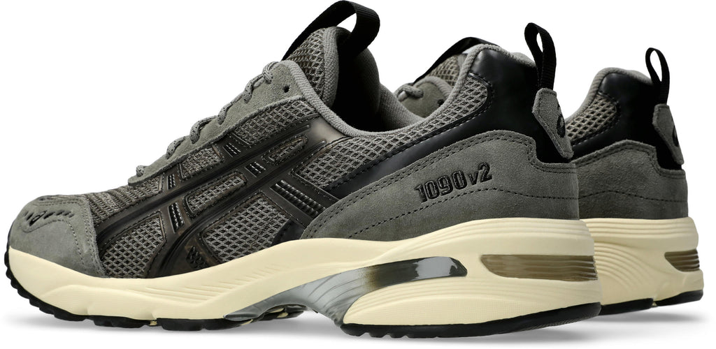 GEL-1090v2 sneakers
