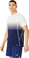 Seamless t-shirt