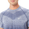 Seamless t-shirt