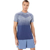 Seamless t-shirt