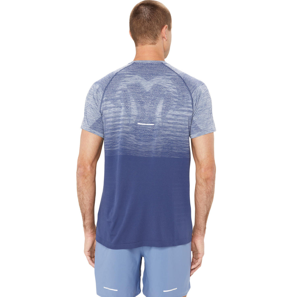 Seamless t-shirt