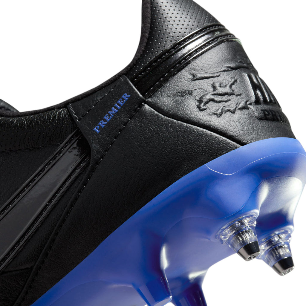 The Premier 3 SG-Pro Anti-clog voetbalschoenen