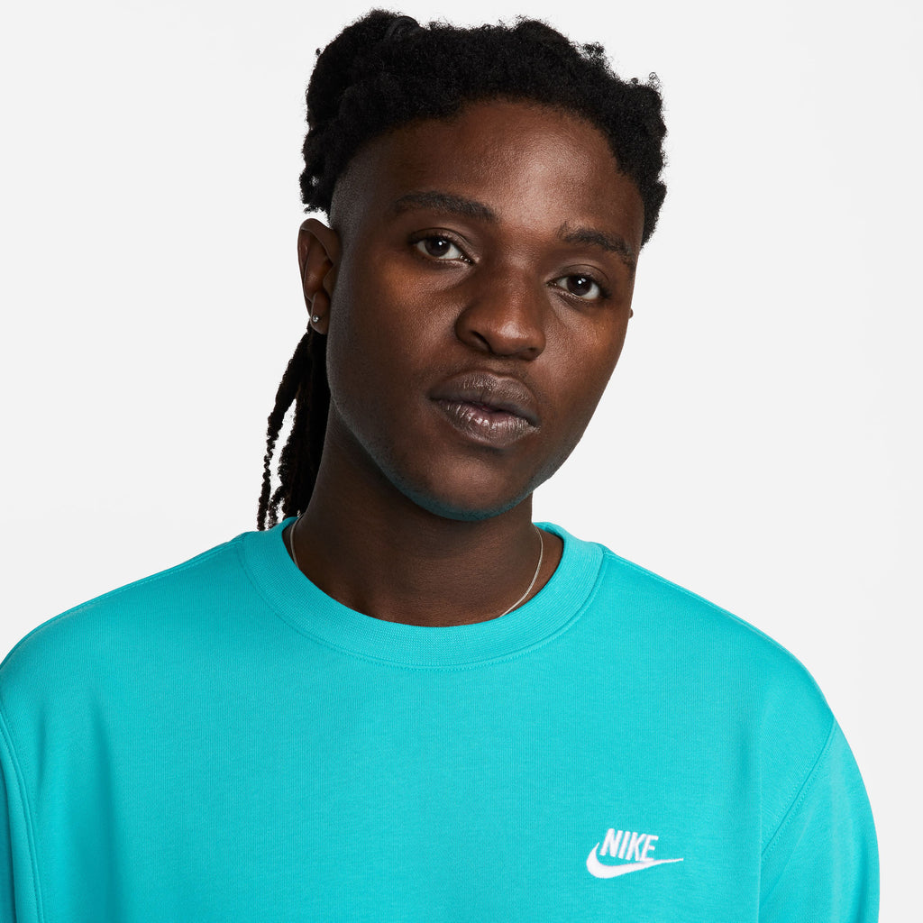Sportswear Club sweater