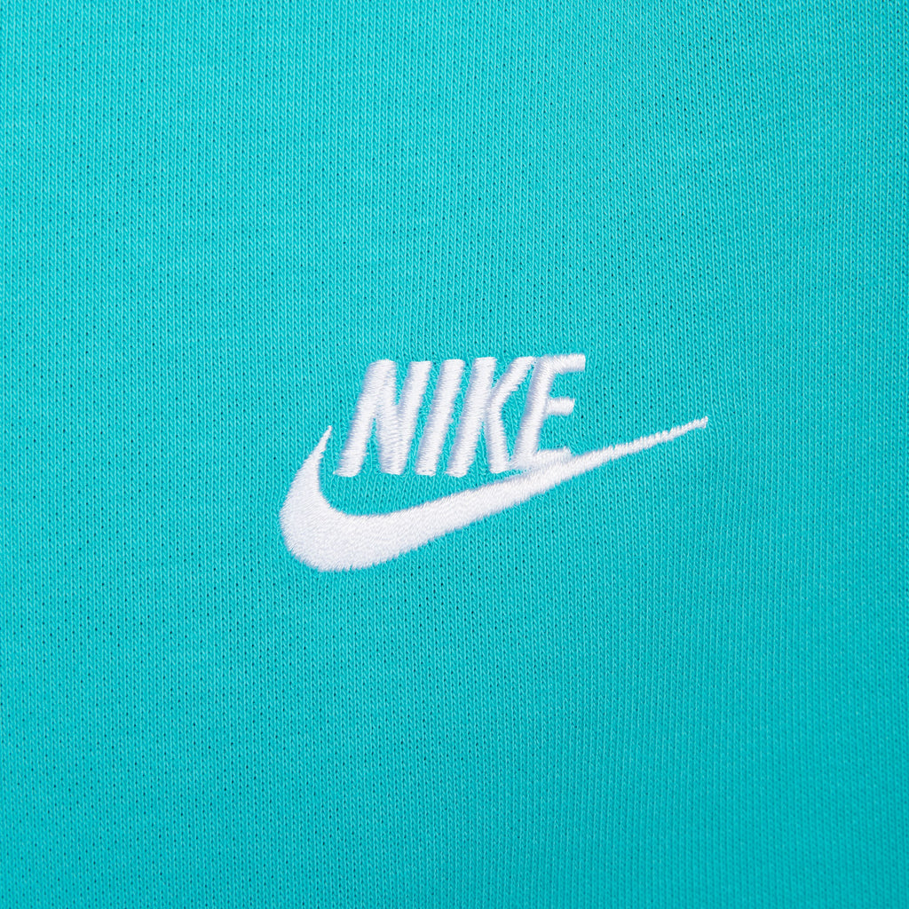 Sportswear Club sweater