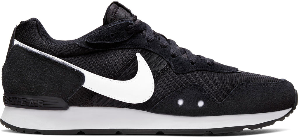 Venture Runner sneakers