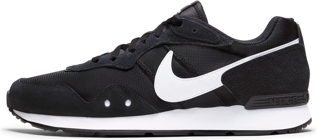 Venture Runner sneakers