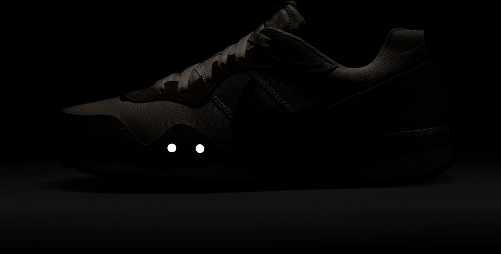 Venture Runner sneakers