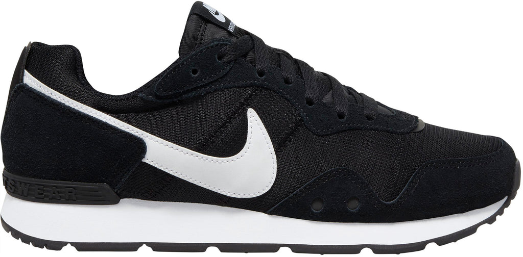 Venture Runner sneakers