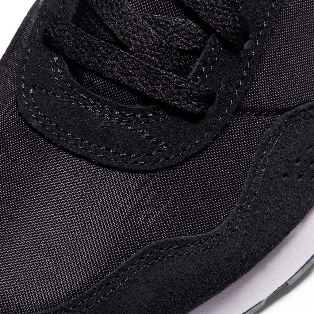 Md Valiant sneakers