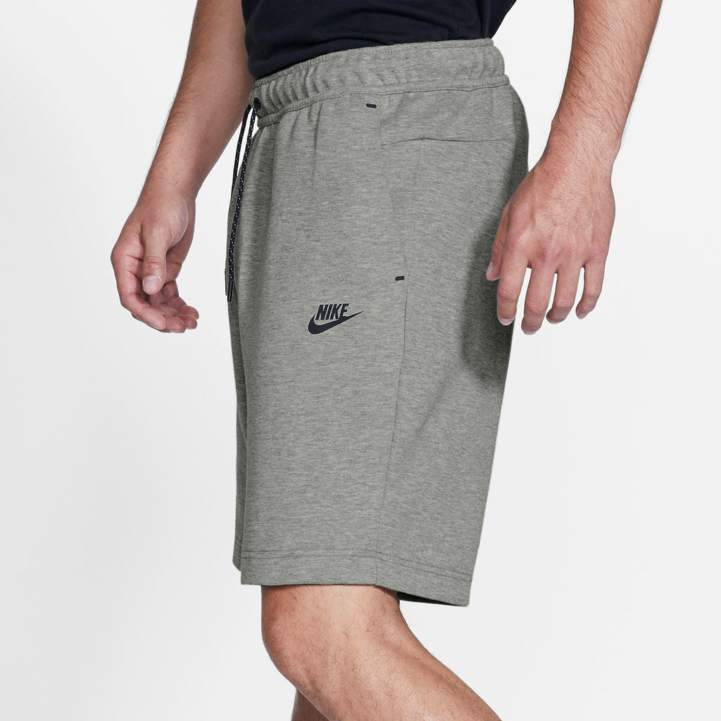 Sportswear Tech Fleece short