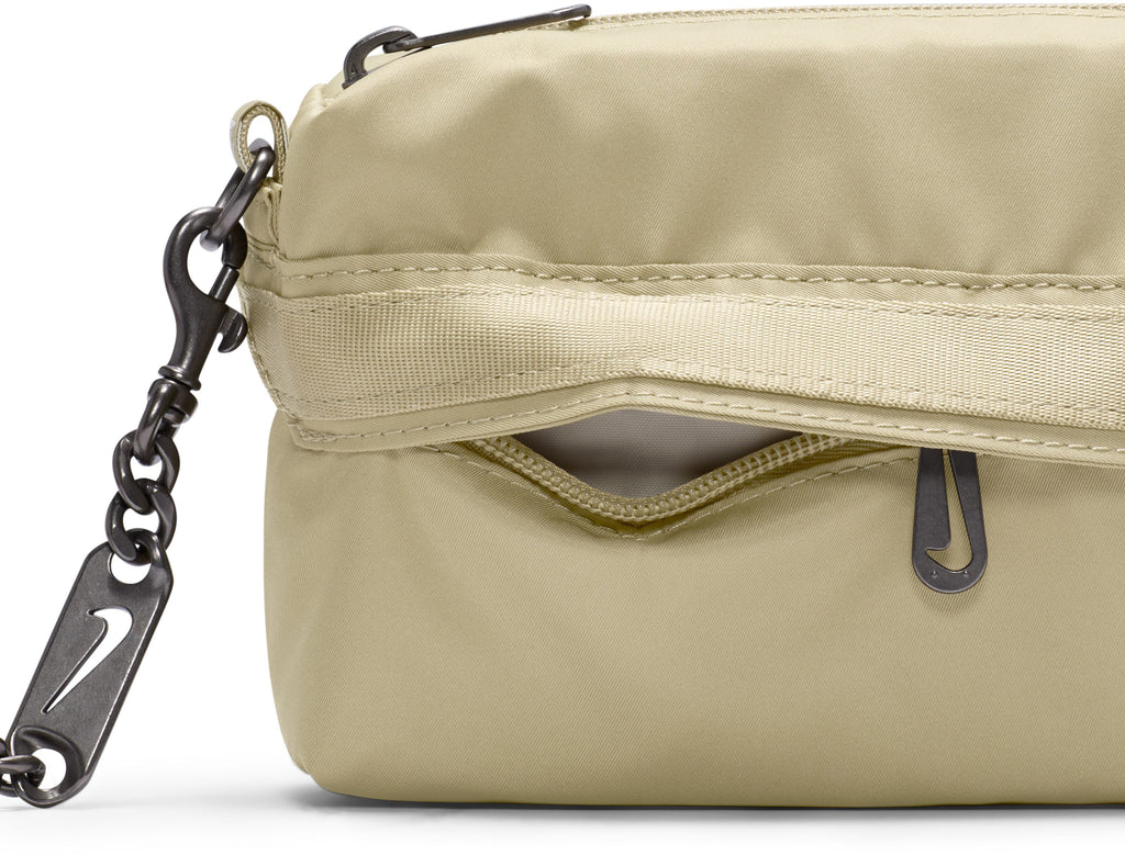 Sportswear Futura Luxe Crossbody tas
