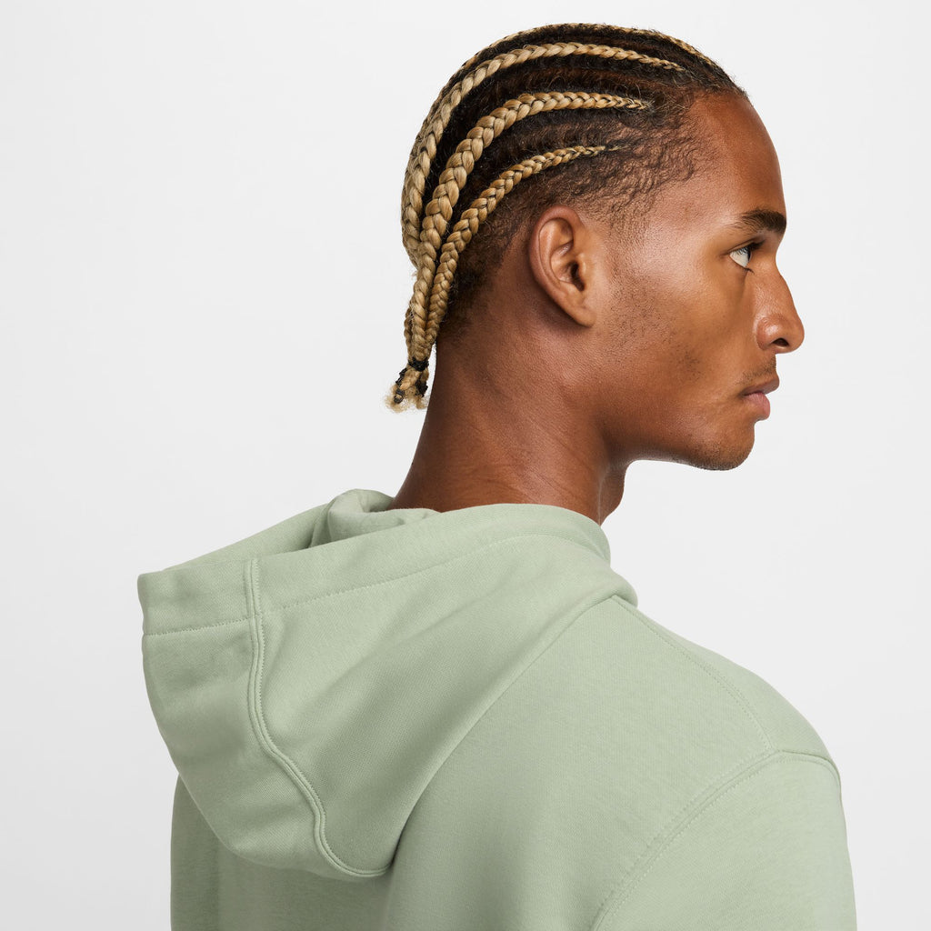 Sportswear Club sweater