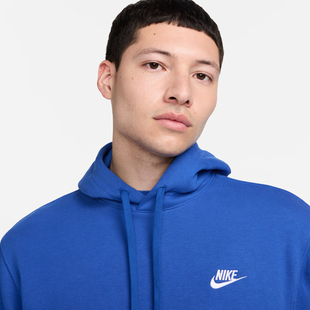 Sportswear Club sweater
