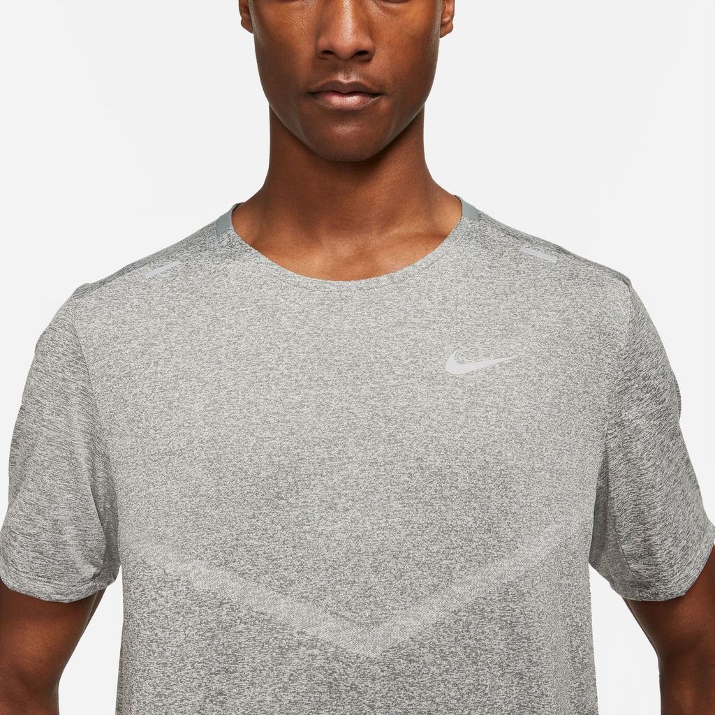 Dri-FIT Rise 365 t-shirt