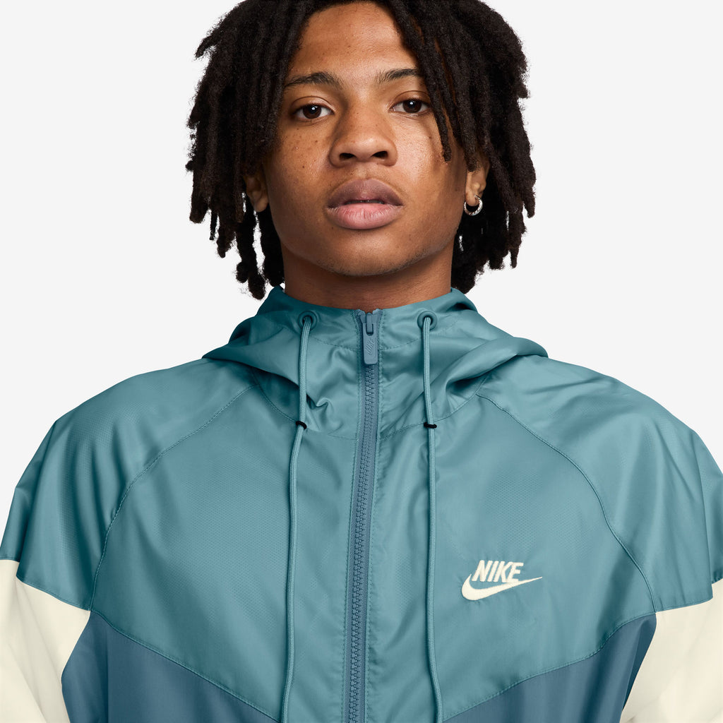 Sportswear Heritage Essentials hoodie