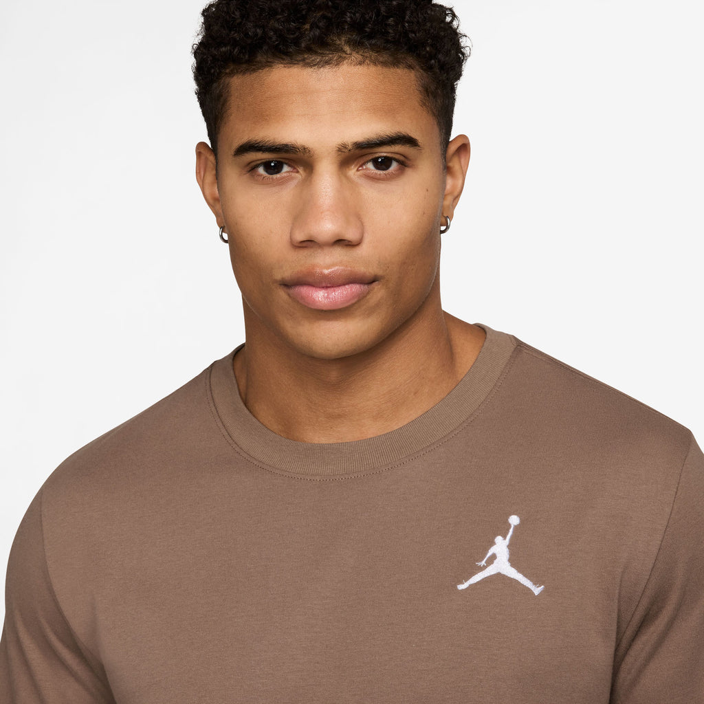EMB SS Crew Basketball t-shirt