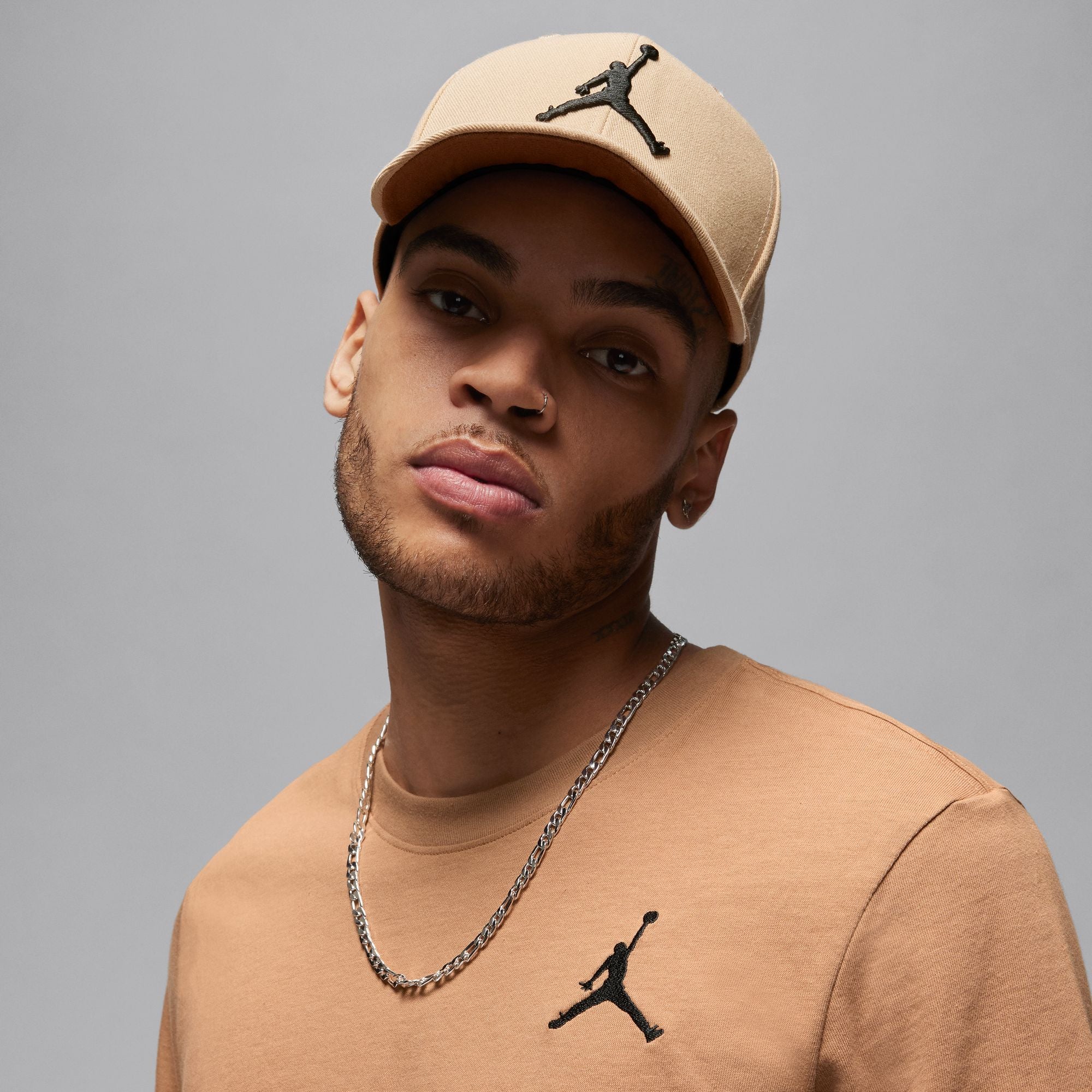 EMB SS Crew Basketball t-shirt