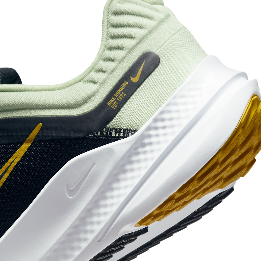 Quest 5 hardloopschoenen