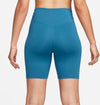 One Mid-rise 7i short