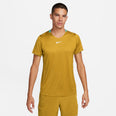 Dri-FIT Advantage shortsleeve shirt