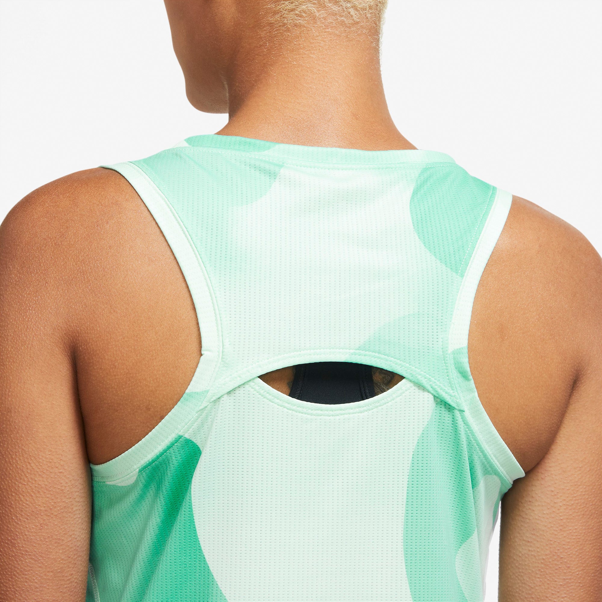 Court Dri-FIT Victory shirt