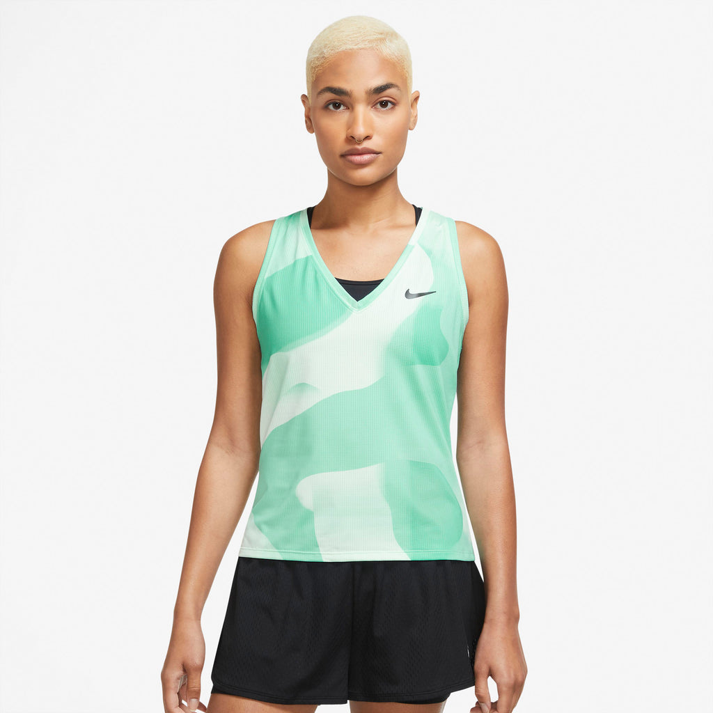 Court Dri-FIT Victory shirt