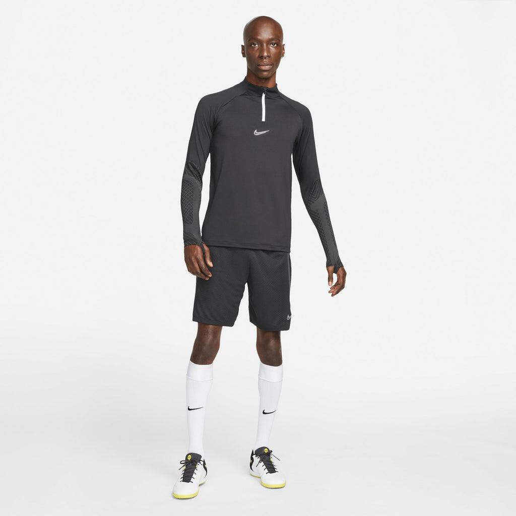 Dri-FIT Strike longsleeve