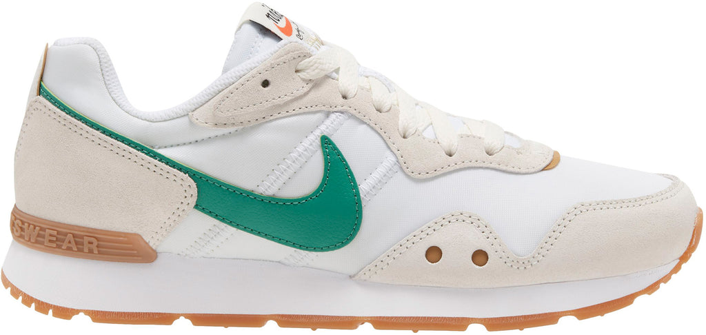 Venture Runner sneakers