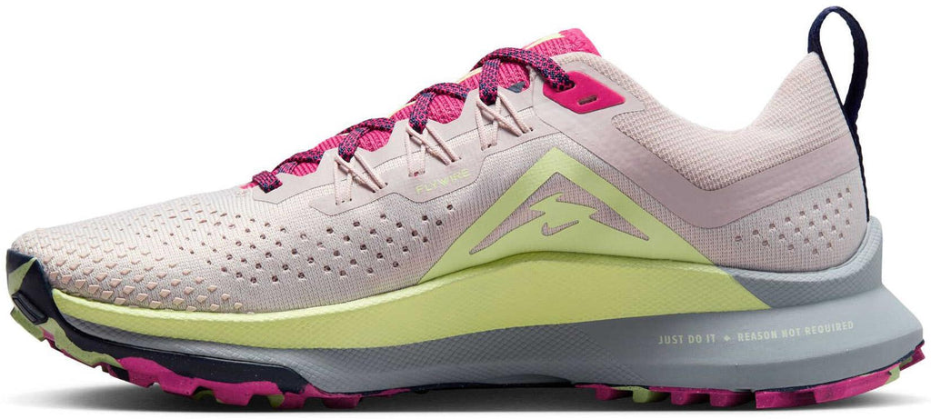 React Pegasus 4 trailrunschoenen