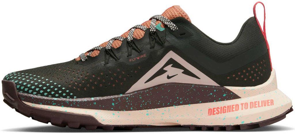 React Pegasus 4 trailrunschoenen