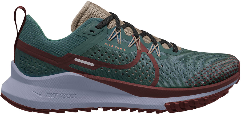 React Pegasus 4 trailrunschoenen