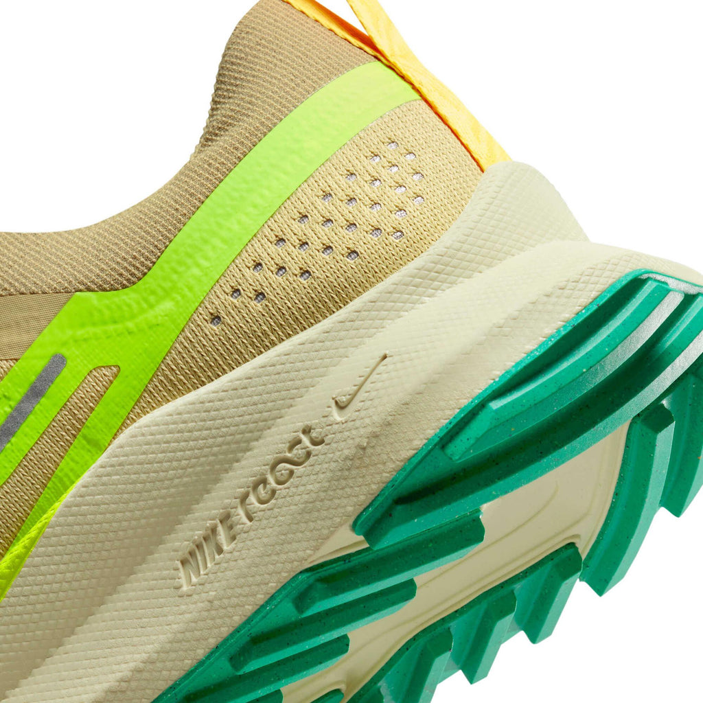 React Pegasus 4 trailrunschoenen