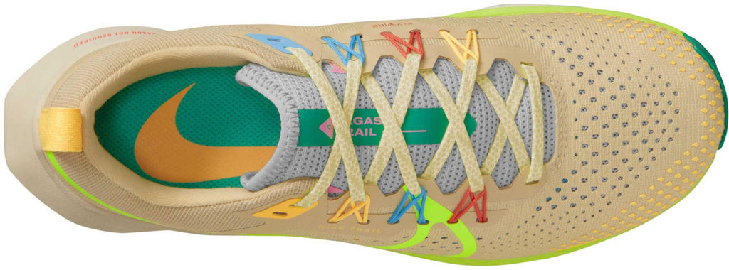 React Pegasus 4 trailrunschoenen