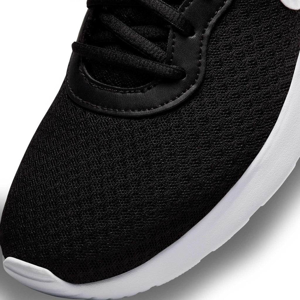 Tanjun sneakers