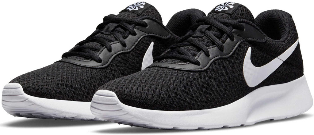 Tanjun sneakers