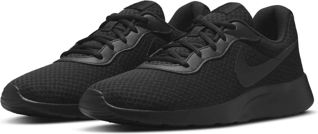 Tanjun  sneakers