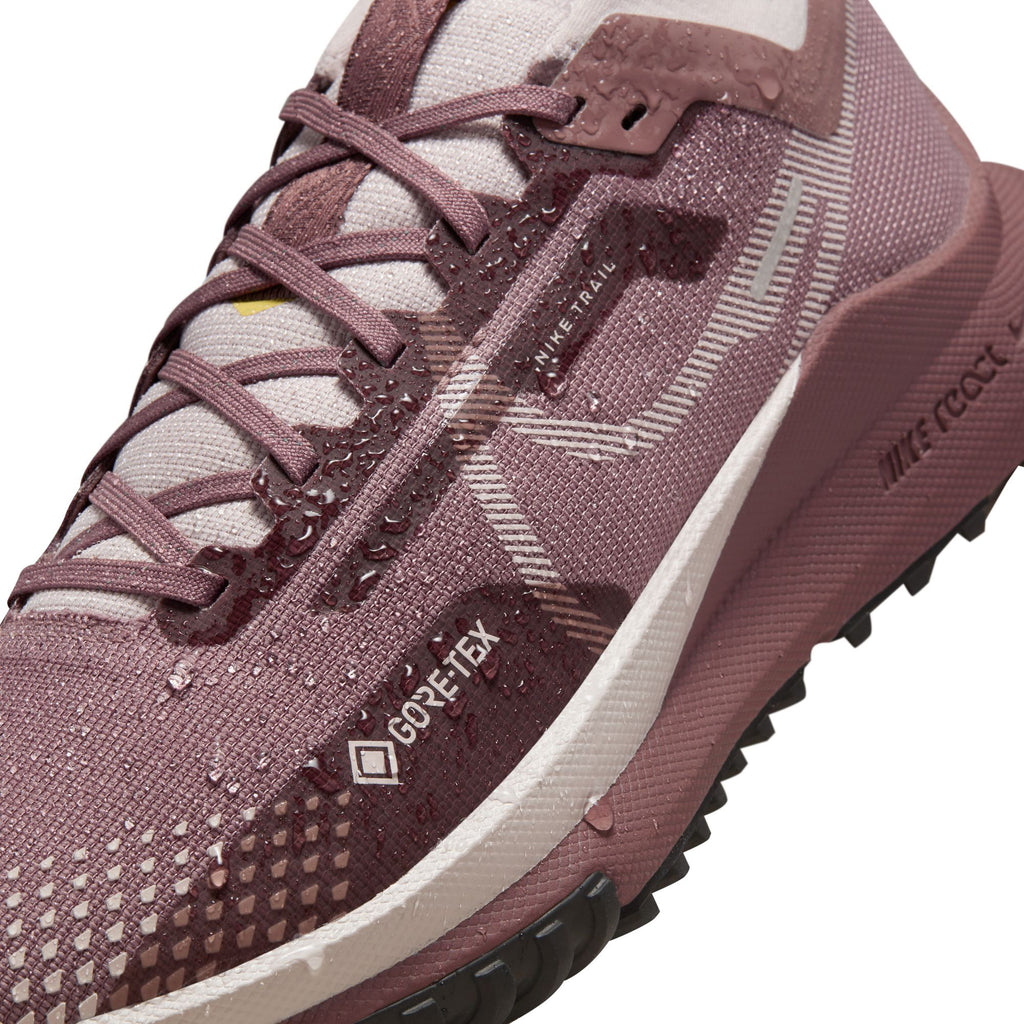 React Pegasus Trail 4 Gore-tex trailrunschoenen