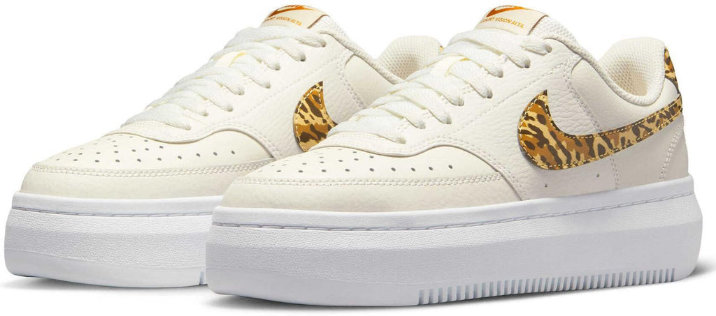 Court Vision Alta sneakers
