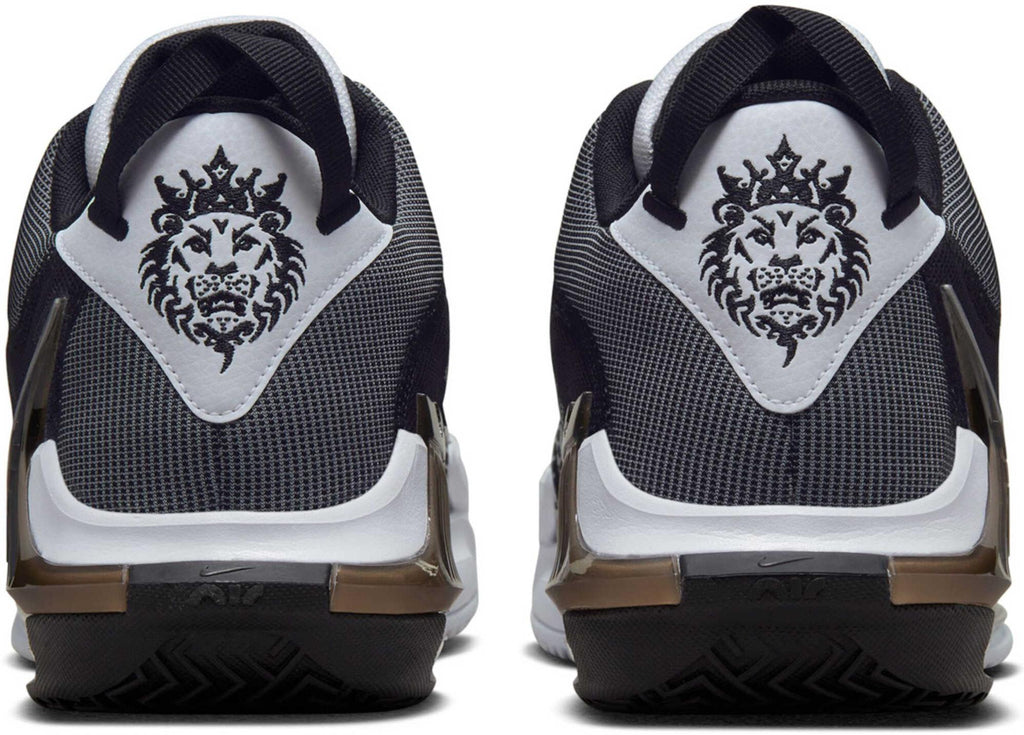 LeBron Witness 7 basketballschoenen