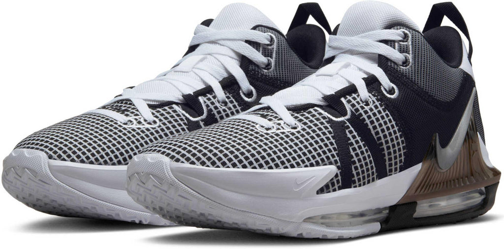 LeBron Witness 7 basketballschoenen