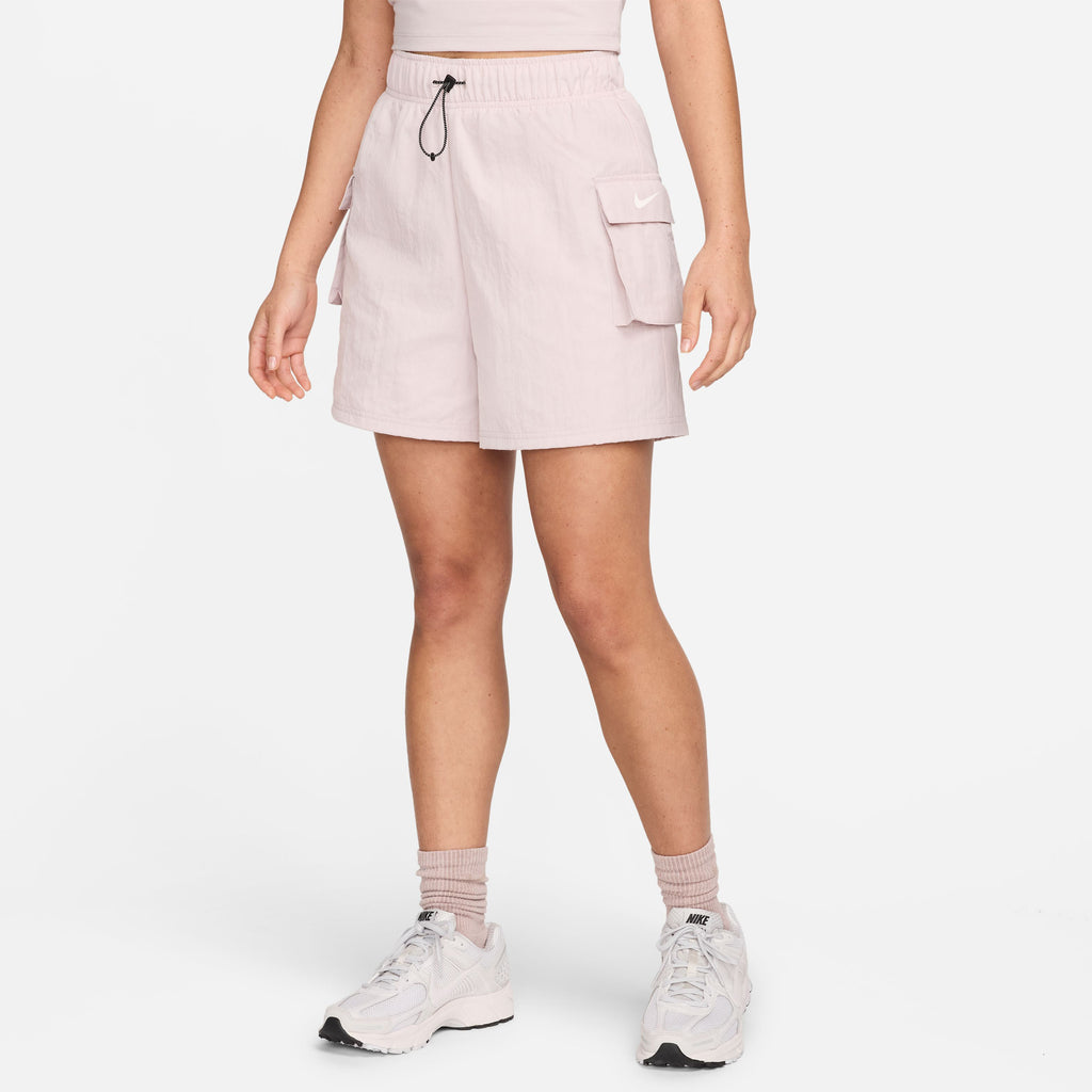 Sportswear Essential-Woven High-Rise short