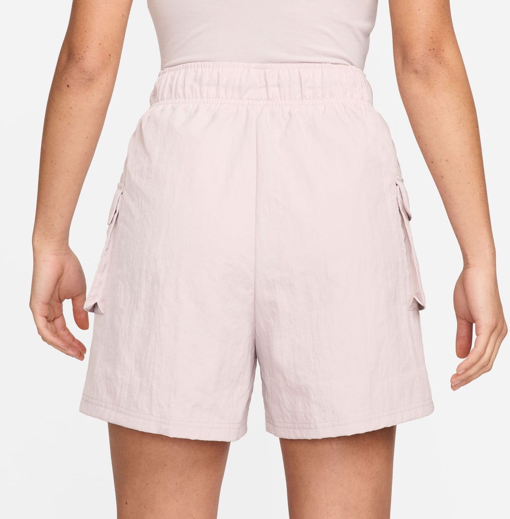 Sportswear Essential-Woven High-Rise short