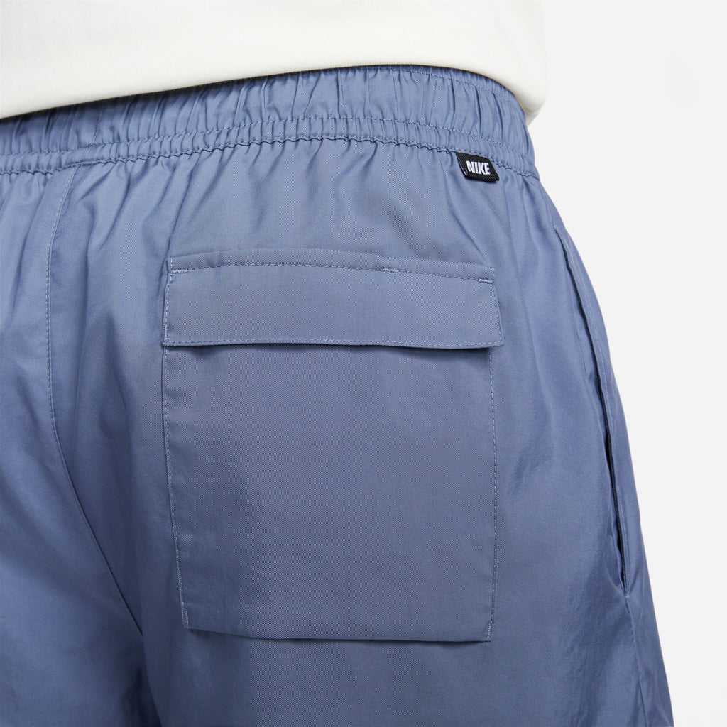 Sportswear Sport Essentials short