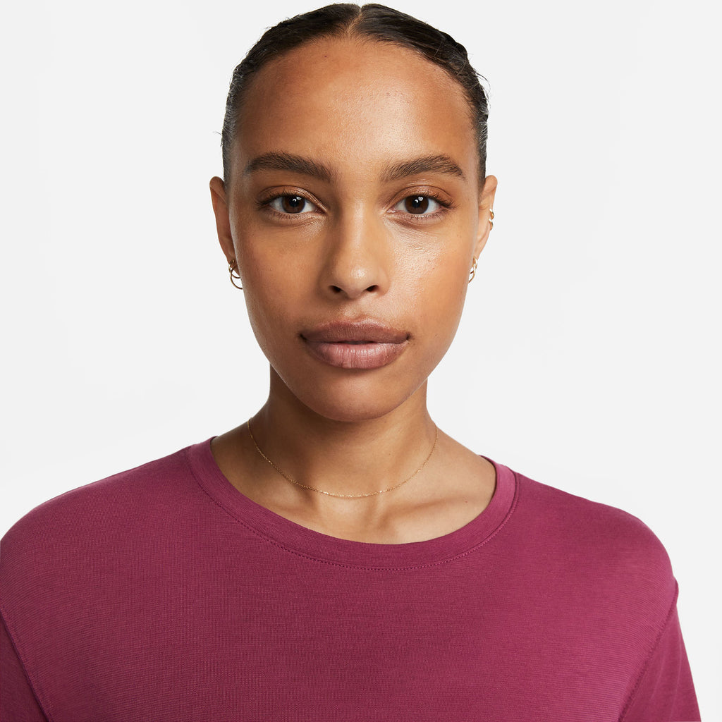 Yoga Dri-FIT shortsleeve shirt