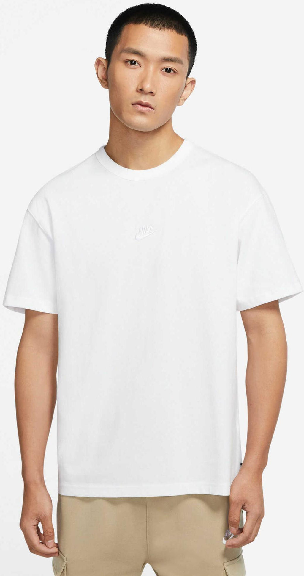 Sportswear Premium Essentials