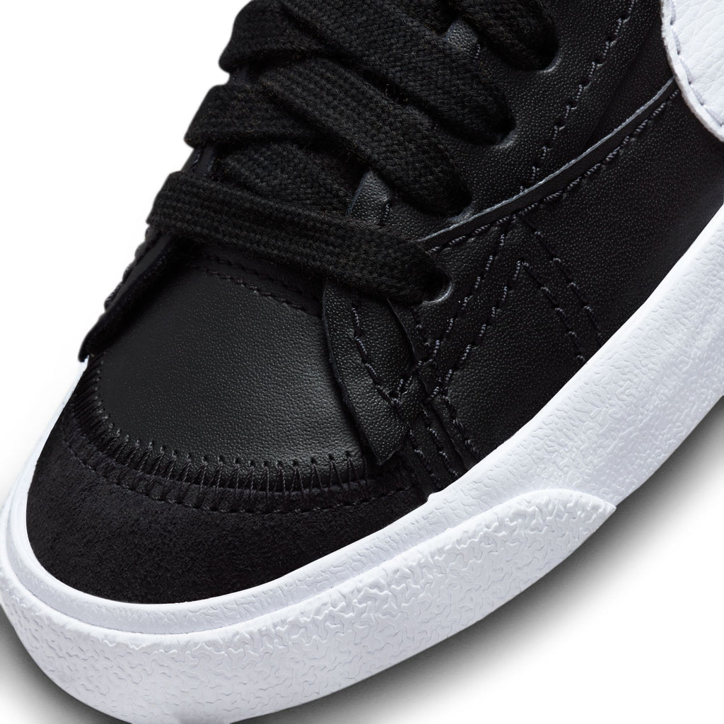 Blazer Low '77 Jumbo Sneakers
