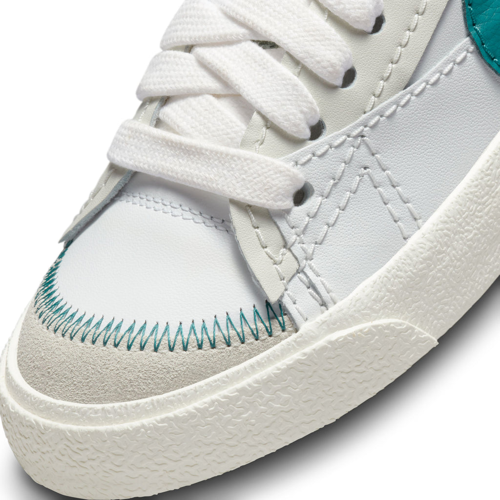 Blazer Low '77 Jumbo Sneakers