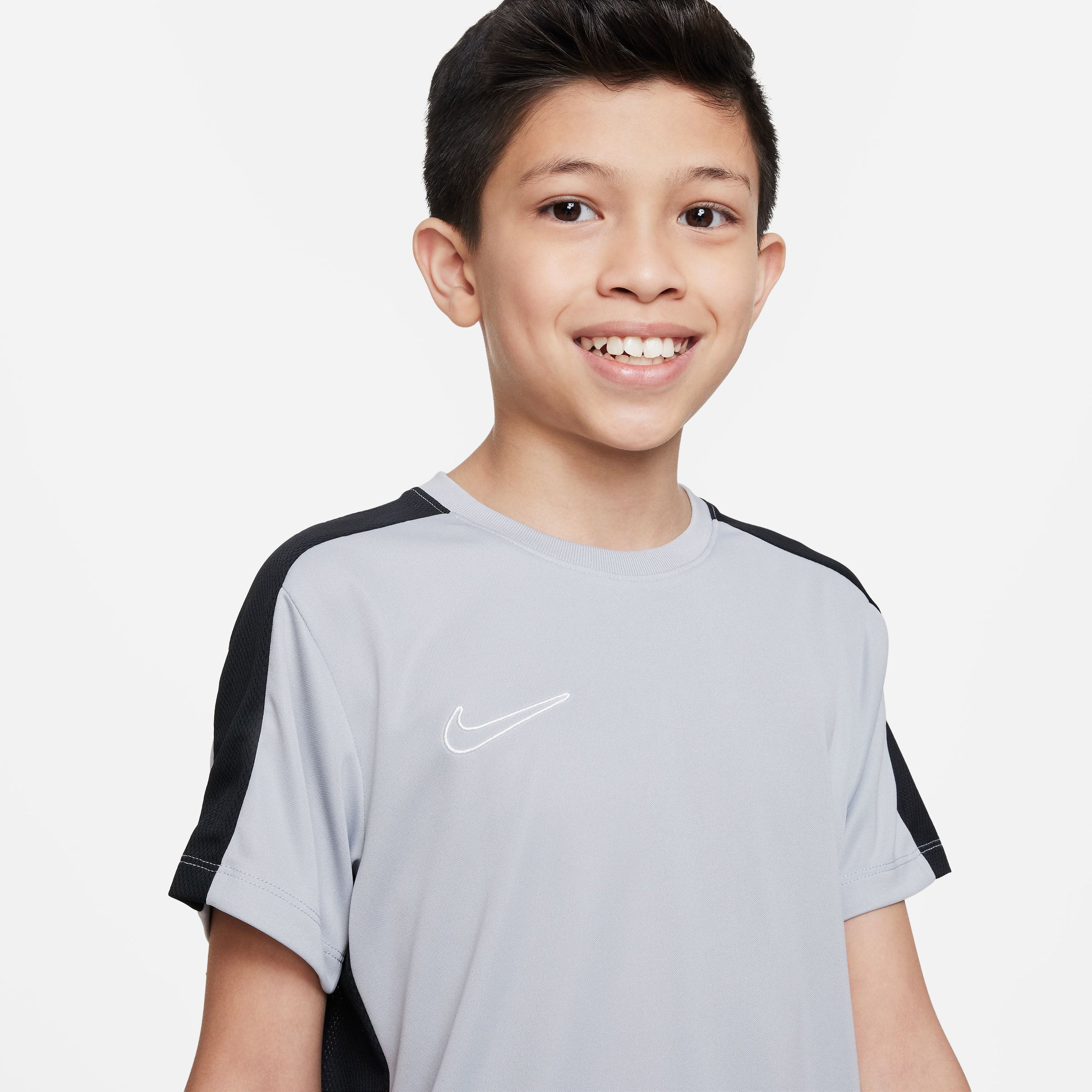 Dri-FIT Academy kids shirt