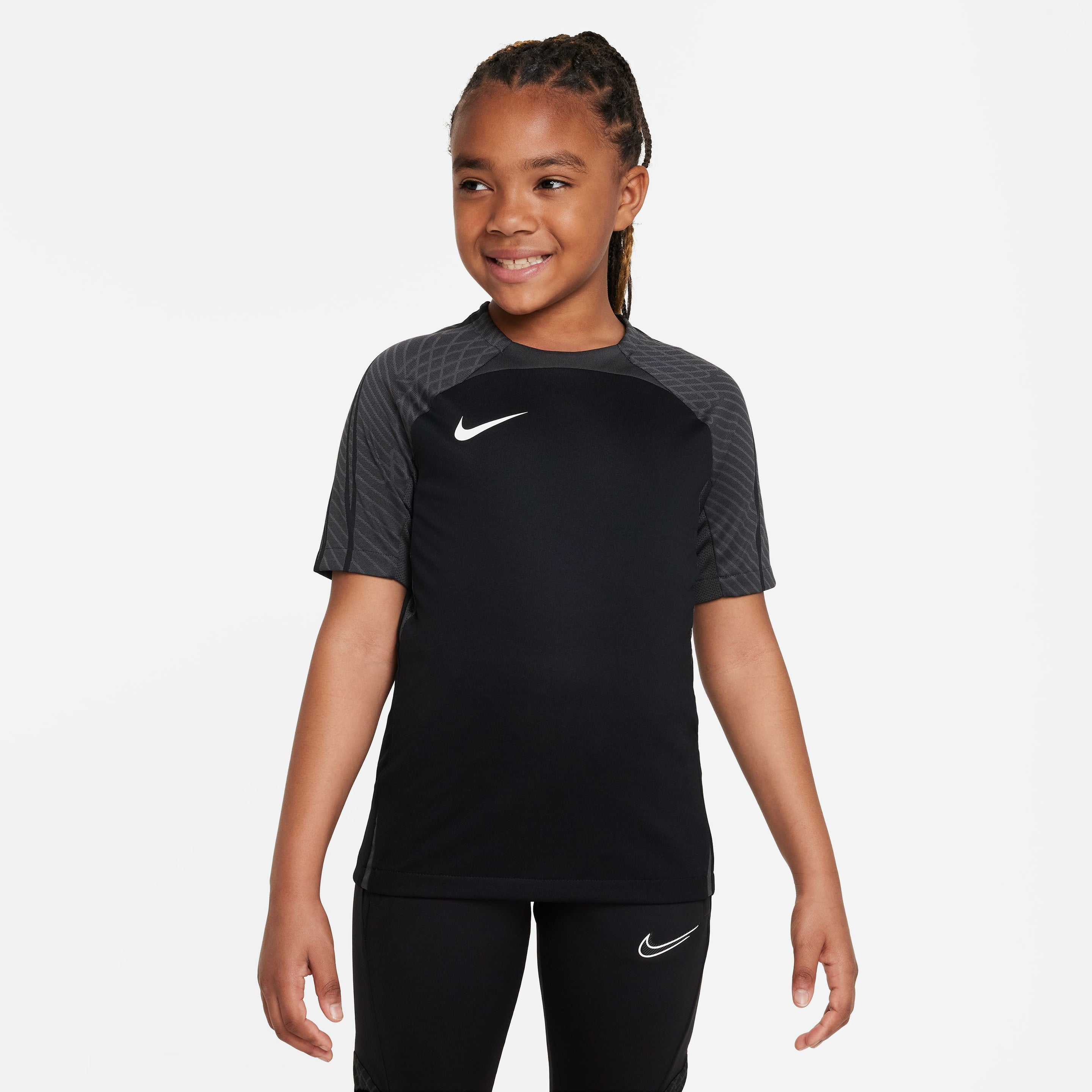Dri-FIT Strike kids short